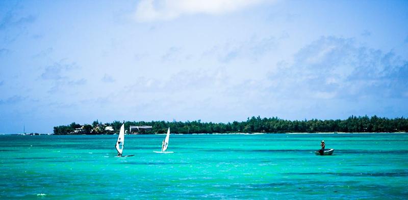 Mauritius - learn to windsurf holiday